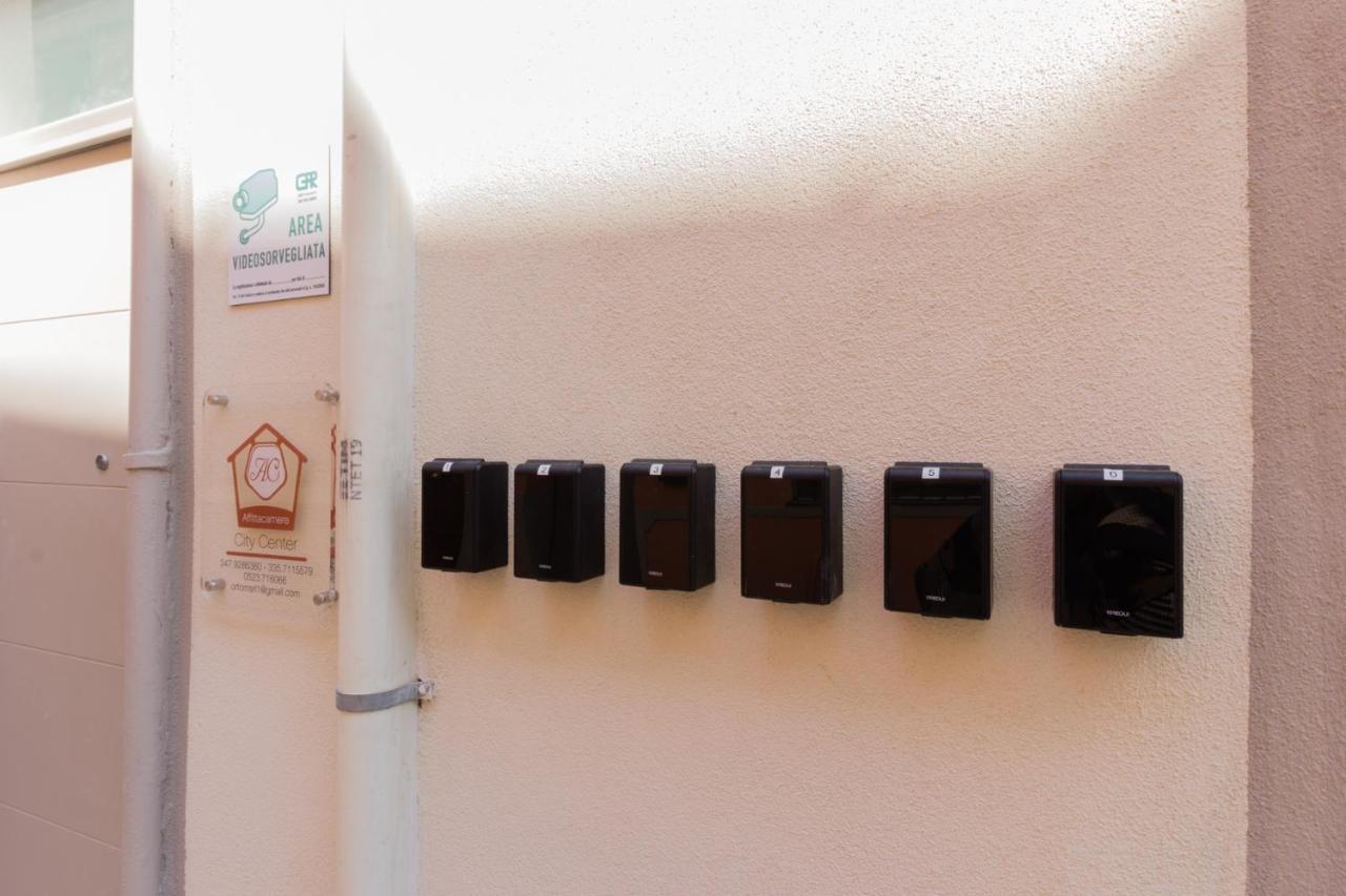 פיאצ'נצה Center Rooms מראה חיצוני תמונה