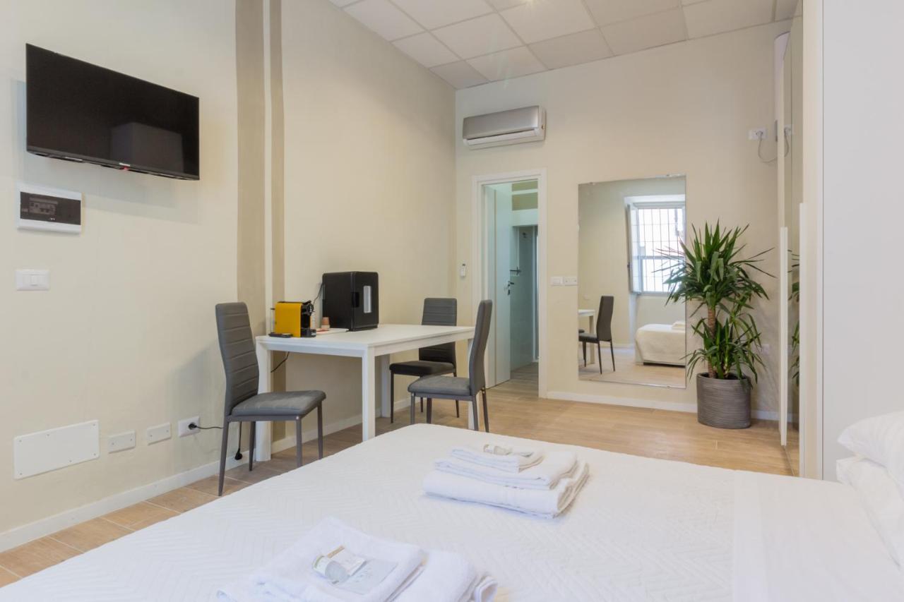פיאצ'נצה Center Rooms מראה חיצוני תמונה